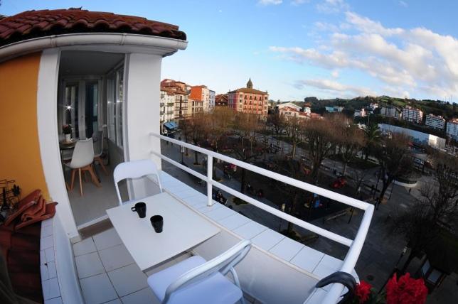 Apartamentos Urdaibai 5 Бермео Екстер'єр фото
